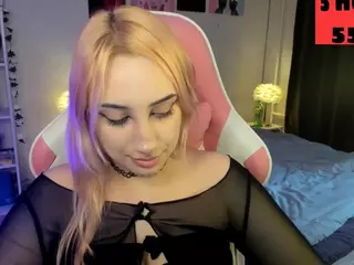MoranaKit's Live Sex Cam Show