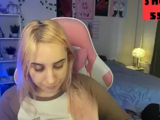 MoranaKit's Live Sex Cam Show