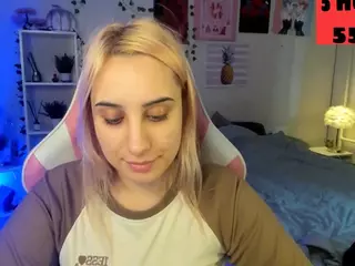 MoranaKit's Live Sex Cam Show