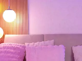 Miilla-Cooper's Live Sex Cam Show