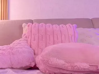 Miilla-Cooper's Live Sex Cam Show