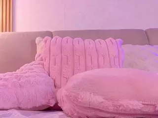 Miilla-Cooper's Live Sex Cam Show