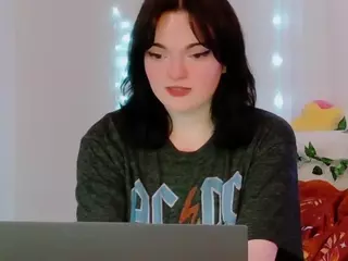 Pretty Audrey's Live Sex Cam Show