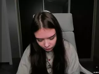 LaylaShineee's Live Sex Cam Show