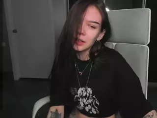 LaylaShineee's Live Sex Cam Show