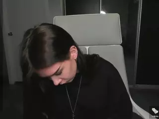 LaylaShineee's Live Sex Cam Show