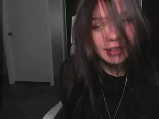 LaylaShineee's Live Sex Cam Show