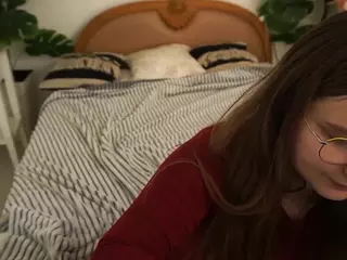 MagicPeachs's Live Sex Cam Show