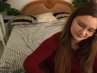 MagicPeachs's Live Sex Cam Show