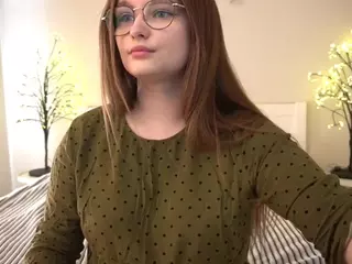 MagicPeachs's Live Sex Cam Show