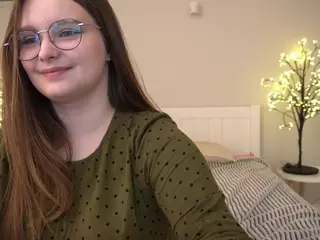MagicPeachs's Live Sex Cam Show