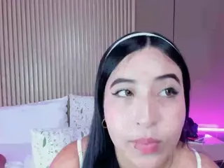 ValerieFerrer's Live Sex Cam Show