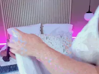 ValerieFerrer's Live Sex Cam Show