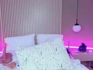 ValerieFerrer's Live Sex Cam Show