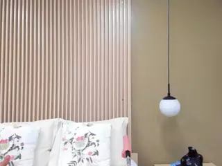 ValerieFerrer's Live Sex Cam Show