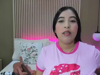ValerieFerrer's Live Sex Cam Show