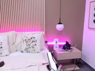 ValerieFerrer's Live Sex Cam Show
