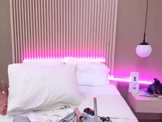 ValerieFerrer's Live Sex Cam Show