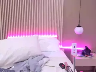 ValerieFerrer's Live Sex Cam Show