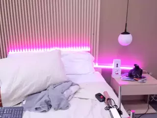 ValerieFerrer's Live Sex Cam Show