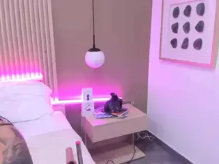 ValerieFerrer's Live Sex Cam Show