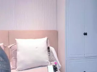 ValerieFerrer's Live Sex Cam Show