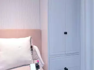 ValerieFerrer's Live Sex Cam Show