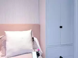 ValerieFerrer's Live Sex Cam Show