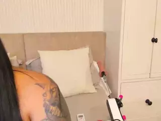 ValerieFerrer's Live Sex Cam Show
