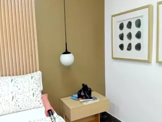 ValerieFerrer's Live Sex Cam Show