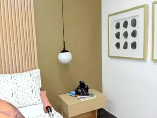 ValerieFerrer's Live Sex Cam Show