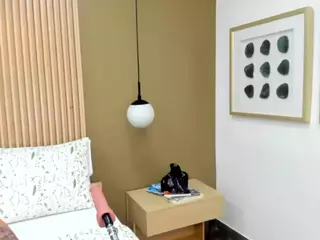 ValerieFerrer's Live Sex Cam Show
