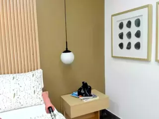 ValerieFerrer's Live Sex Cam Show