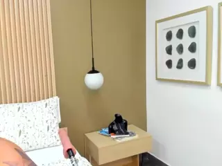 ValerieFerrer's Live Sex Cam Show
