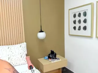 ValerieFerrer's Live Sex Cam Show