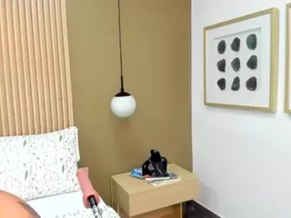 ValerieFerrer's Live Sex Cam Show