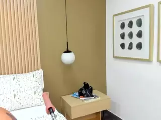 ValerieFerrer's Live Sex Cam Show