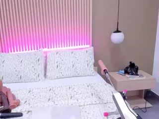 ValerieFerrer's Live Sex Cam Show