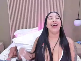ValerieFerrer's Live Sex Cam Show