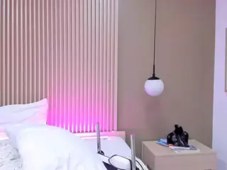 ValerieFerrer's Live Sex Cam Show