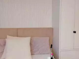 ValerieFerrer's Live Sex Cam Show
