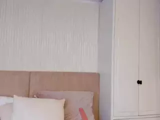 ValerieFerrer's Live Sex Cam Show