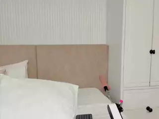 ValerieFerrer's Live Sex Cam Show