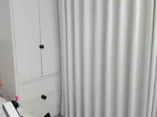 ValerieFerrer's Live Sex Cam Show