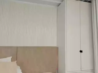ValerieFerrer's Live Sex Cam Show