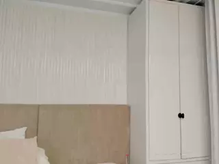 ValerieFerrer's Live Sex Cam Show