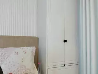 ValerieFerrer's Live Sex Cam Show