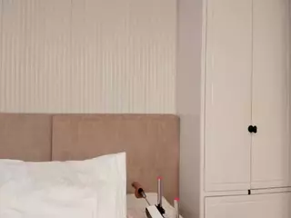ValerieFerrer's Live Sex Cam Show