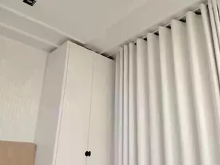 ValerieFerrer's Live Sex Cam Show