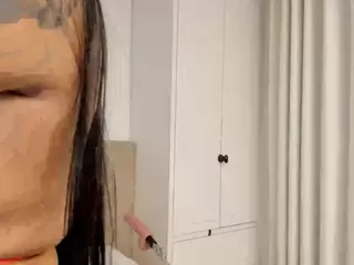 ValerieFerrer's Live Sex Cam Show
